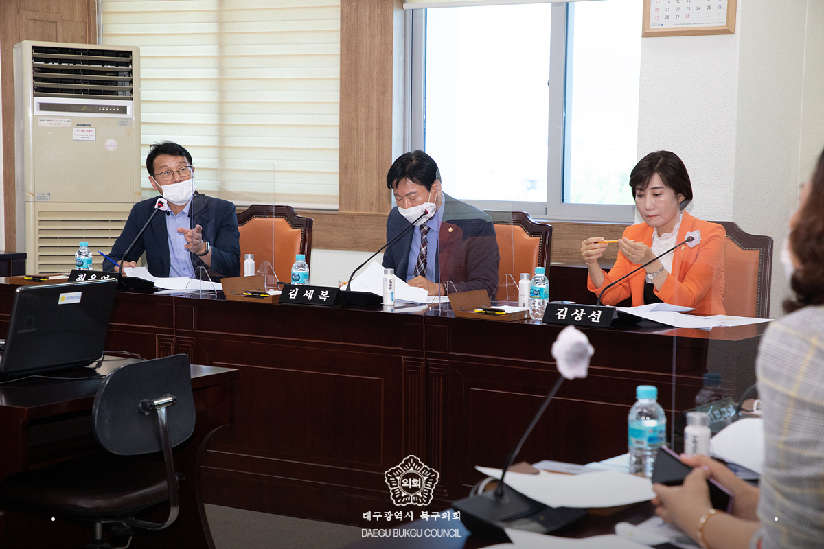 '제257회 임시회 제1차 의회운영위원회' 게시글의 사진(8) 'BUKC1172.jpg'